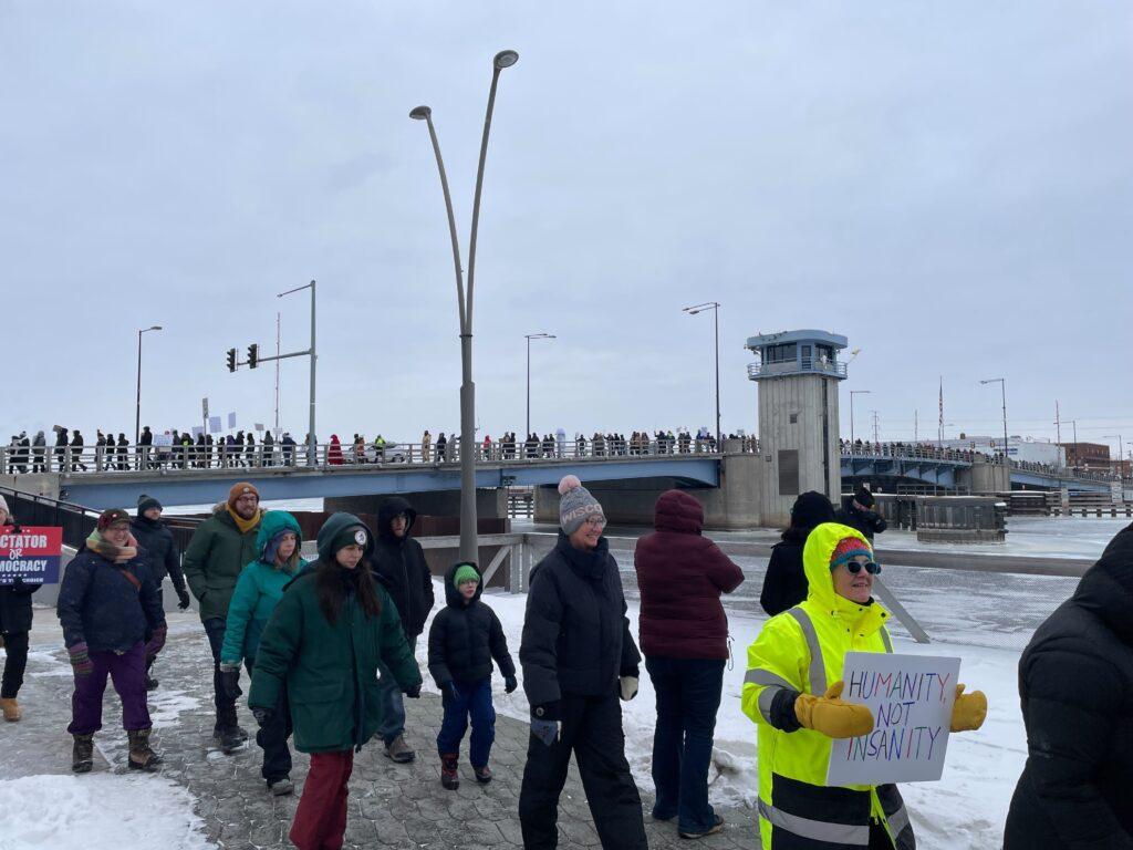 Green Bay residents protest killing of Alex Pretti, graduate of local high school